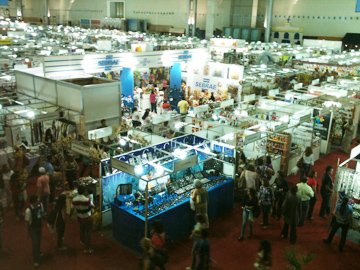 Brasil EXPOMINASエントランス会場ブース