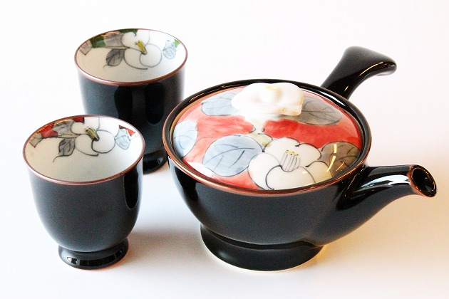 波佐見焼 仙右ェ門窯 椿の器 | 器屋うらの