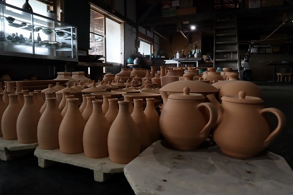 山陰(鳥取・島根)の陶磁器 牛ノ戸焼 | 器屋うらの 山陰(鳥取・島根)の陶磁器 牛ノ戸焼 | 器屋うらの