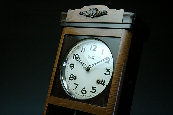 レトロ柱時計が入荷しました。チャイム音がかわいい！Meiji（明治時計