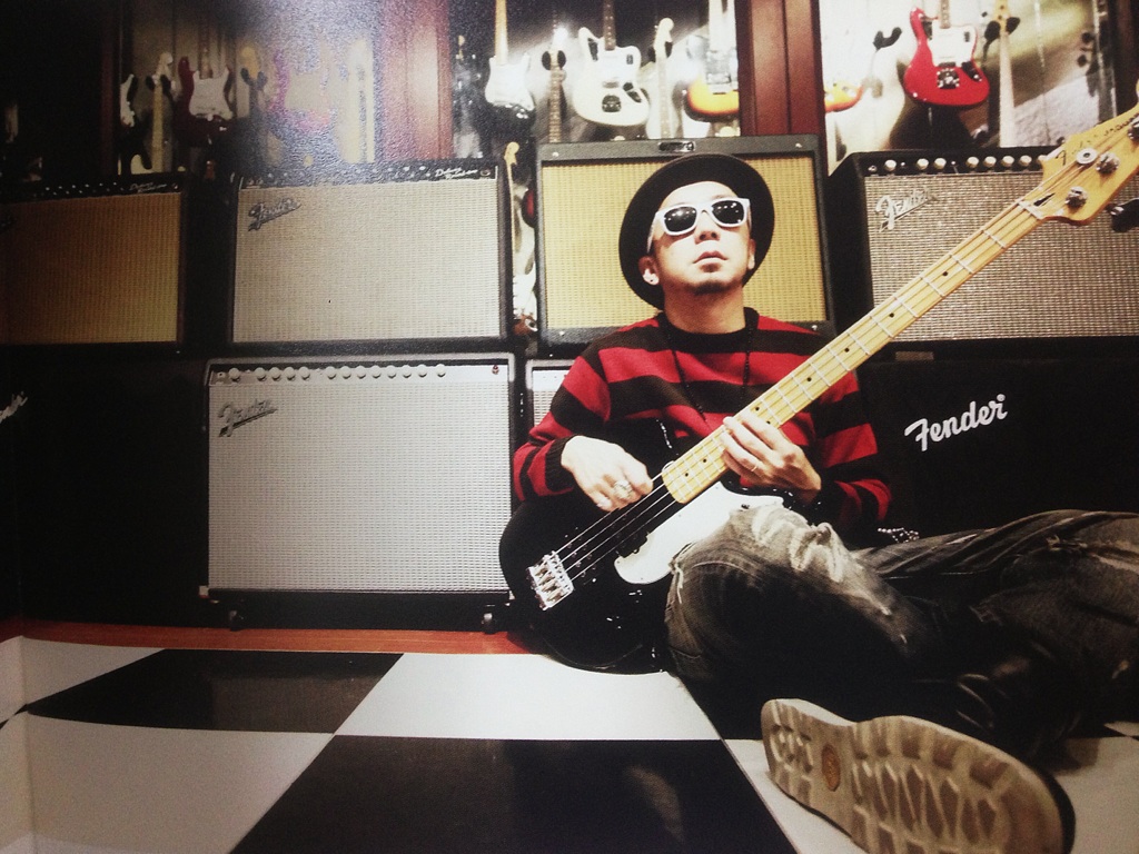 只今ツアーの真っ最中のThe BONEZのJESSEプロデュースブランド