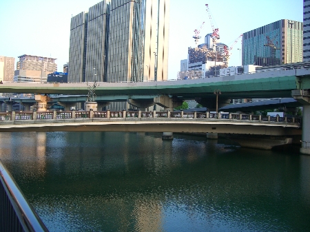 中之島ガーデンブリッジ