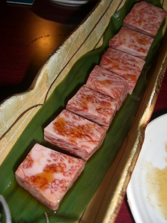焼肉ダイニングたけしょく