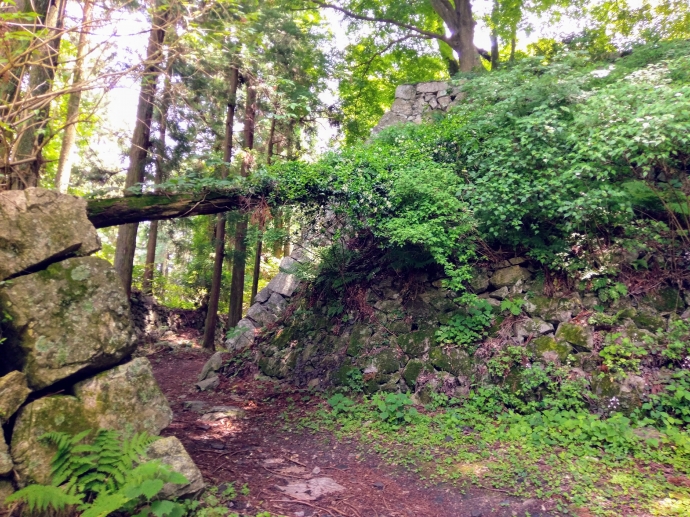 高取城 石垣