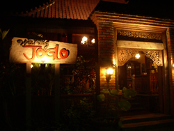 JOGLO