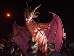 ドラゴンのオゴオゴ