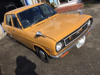 ダットサン　B110 サニークーペのリアトノカバー ダットサンサニー内装張替 B110 日産 | シートカバーBlack-Field