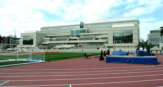 慶應義塾日吉陸上競技場