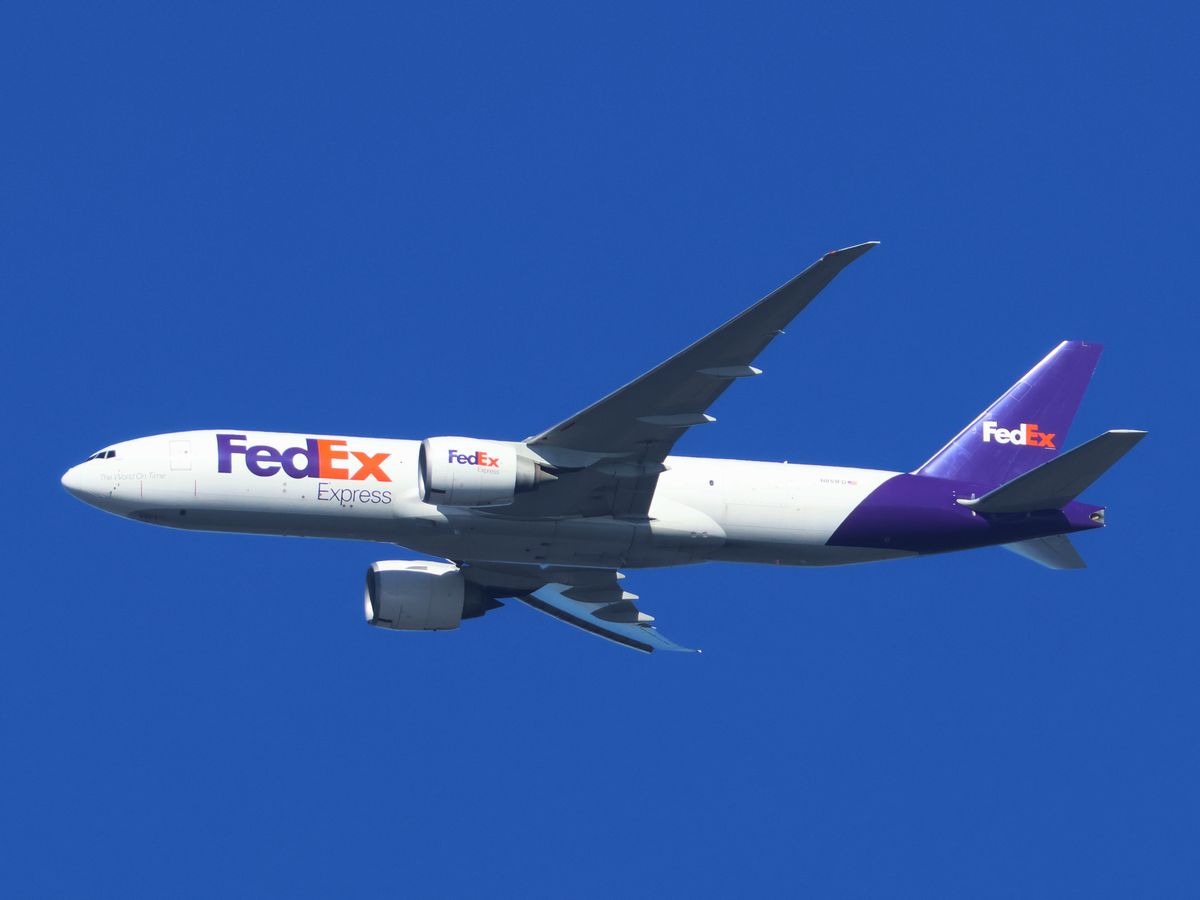 NEW!! Fedex  貨物機/ 最大級です 貨物機にミサイル防衛システムを搭載する許可、フェデックスが米