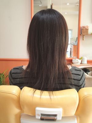 奥様の白髪染め 龍ヶ崎市のヘアーサロン バーバーヤマナ 茨城県 龍ヶ崎市のヘアーサロン Barber Yamana