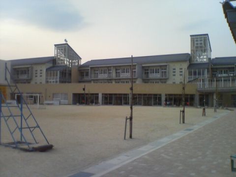 泉小学校2