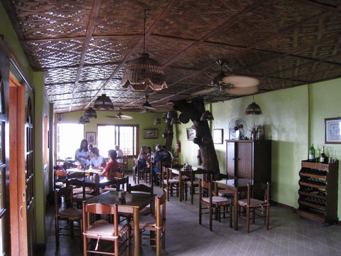 Moalboal restaurant