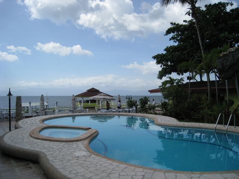 Moalboal restaurant