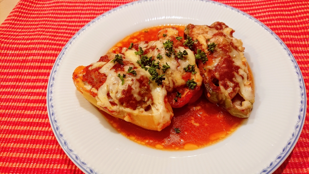 ピーマンの肉詰め トマトソースのオーブン焼き おもてなし 主菜 栄養満足 簡単なのにごちそう ママの幸せレシピ