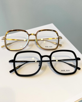 OG×OLIVER GOLDSMITH  