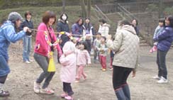 お菓子食い競争1