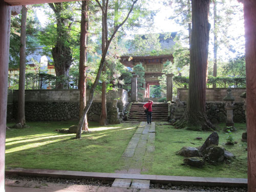 貞祥寺境内