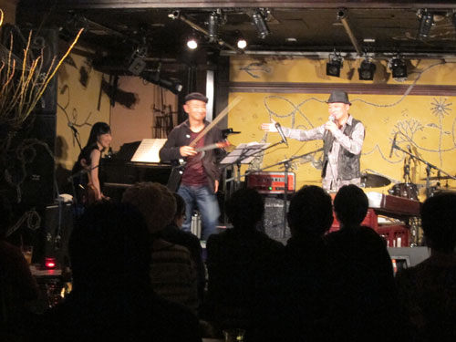 11.11.22live