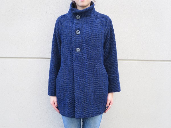 BLUE BLUE JAPAN(ブルーブルージャパン)」の藍色コート、ワンピース