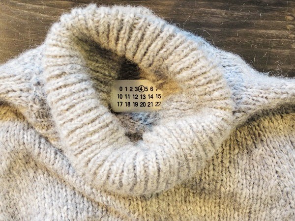 Maison Margiela(メゾンマルジェラ)」 タートルネックニット