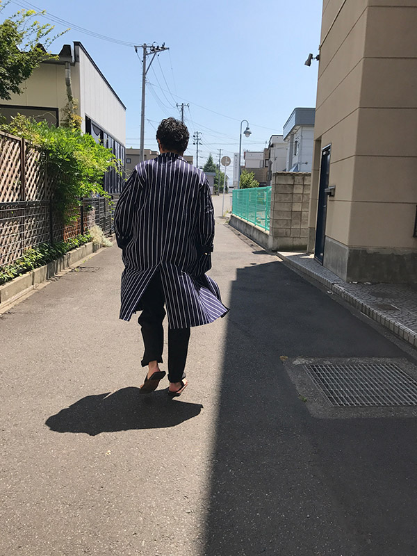 アレクサンドリア ストライプショップコート.jpg