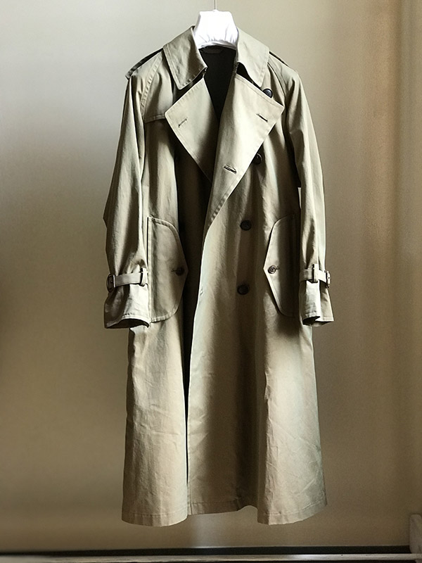 AURALEE FINX CHAMBRAY BIG TRENCH COAT.jpg