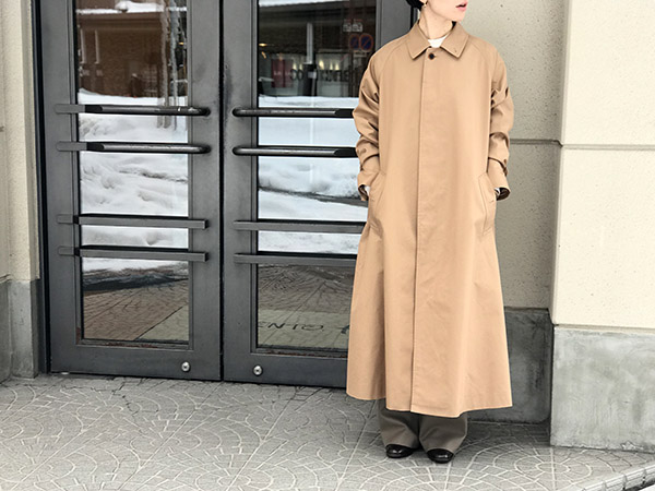 AURALEE COTTON SILK GABARDINE LONG SOUTIEN COLLAR COAT.jpg