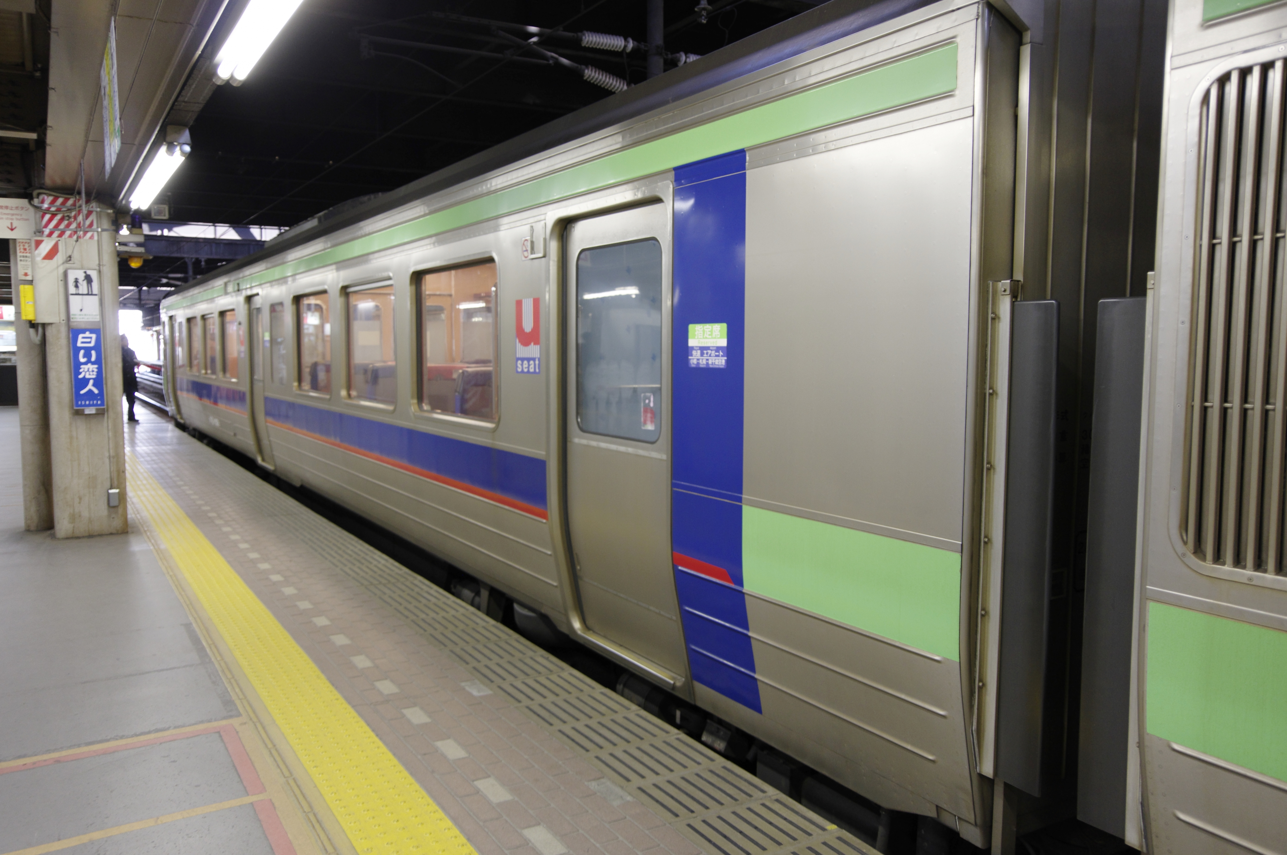 札幌駅 721系F1009編成 クハ721-1009後方より_180520.jpg