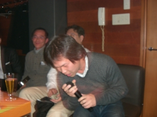 宮川氏熱唱