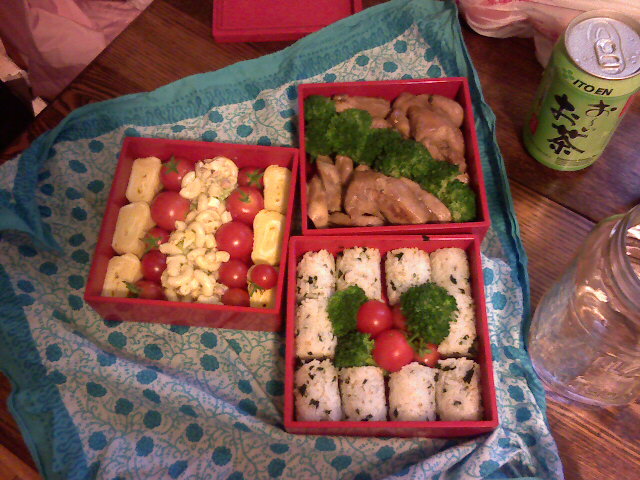 お盆祭りの弁当