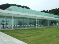 横須賀美術館