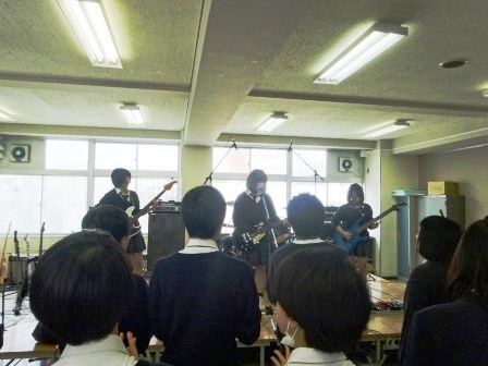 06.JPG