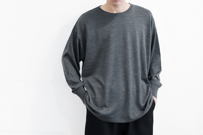 BRAND : GraphpaperMODEL : WASHABLE WOOL CREW NECK BIG TEE 