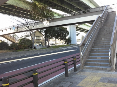 国道一号の歩道橋