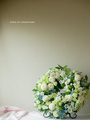 お別れ会の花を。(リース)/お悔やみの花