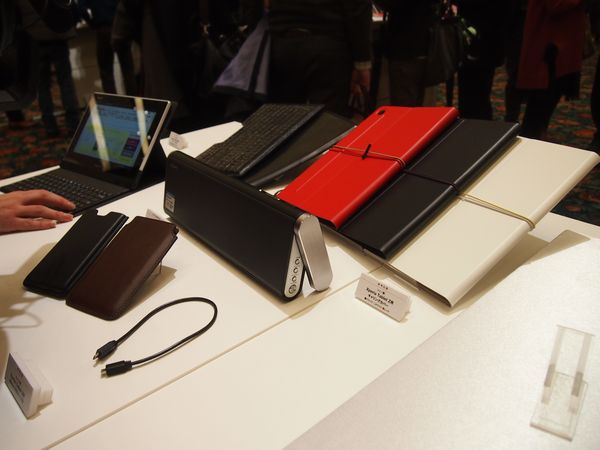 docomo2013ss_2.jpg