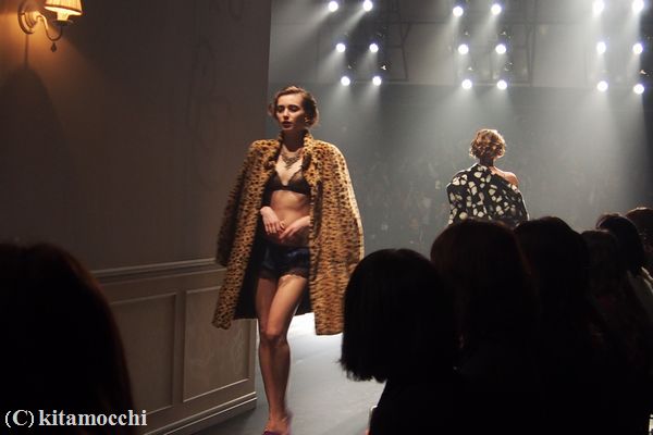 peachjohn2016-17fw_7.jpg