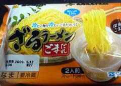 まるちゃんざるラーメン