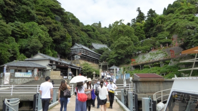 下船 宝厳寺へ