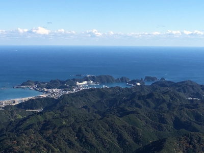 那智山から望む勝浦