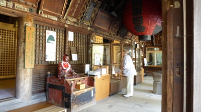施福寺 本堂内