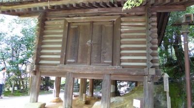 石山寺 経蔵