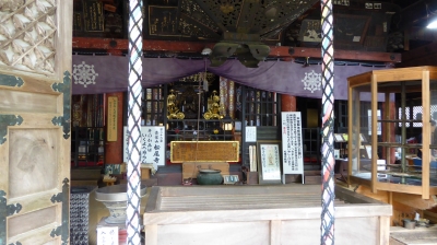 松尾寺 本堂内部