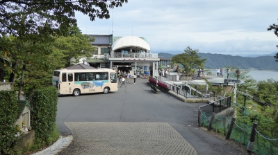 成相登山バス