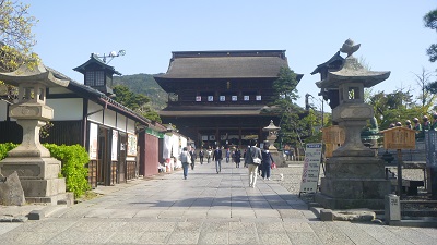 山門・駒返り橋
