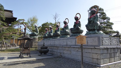 六地蔵とぬれ仏