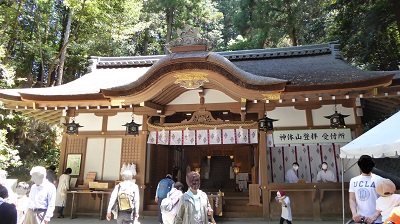 狭井神社