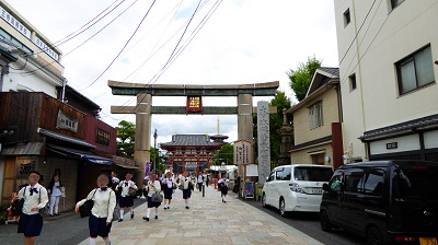 石の鳥居