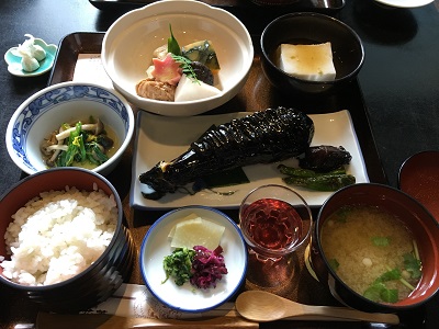 a08_22三鈷膳