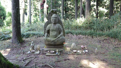 1313_弥勒石仏